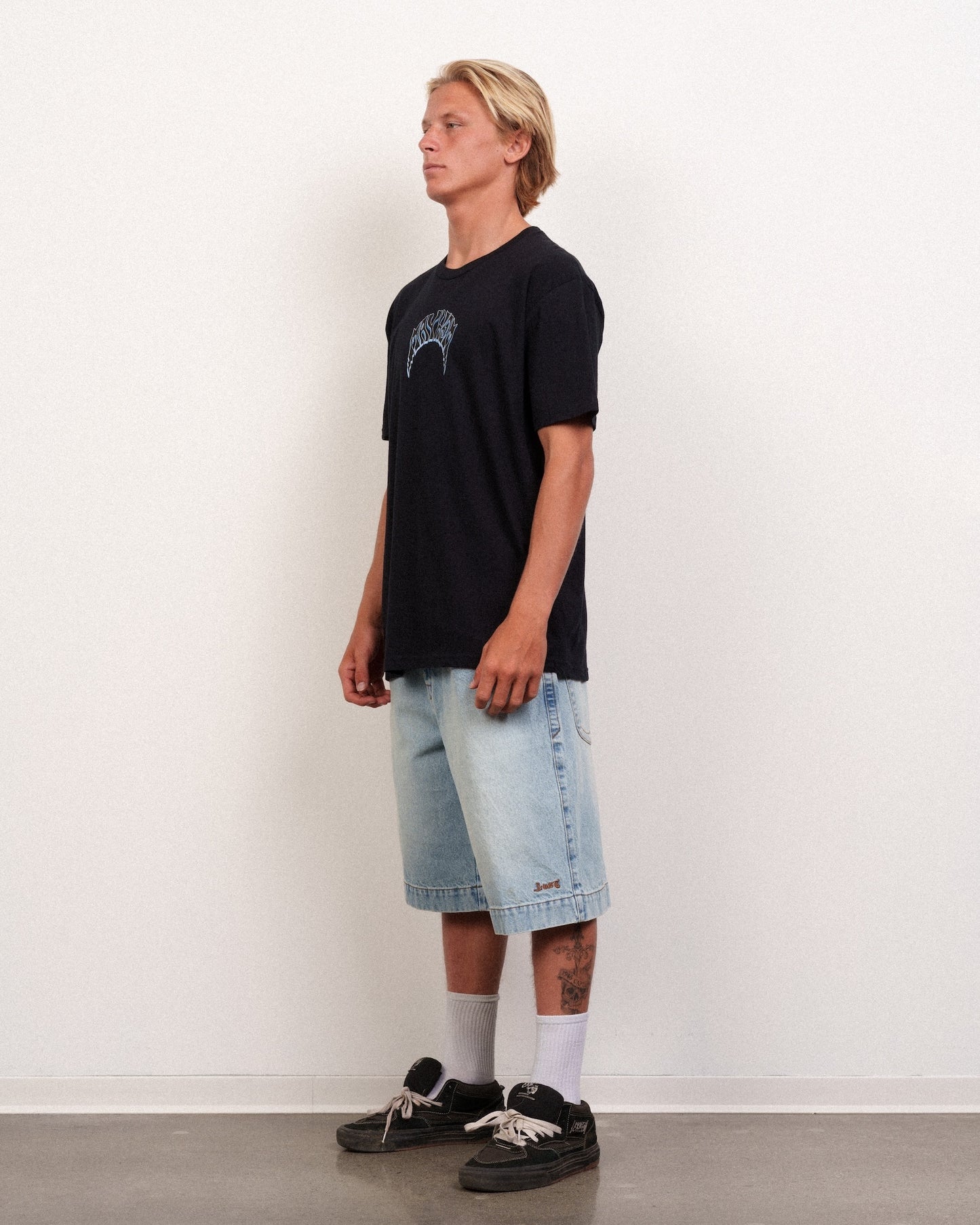 Pisces Logo Tee Black
