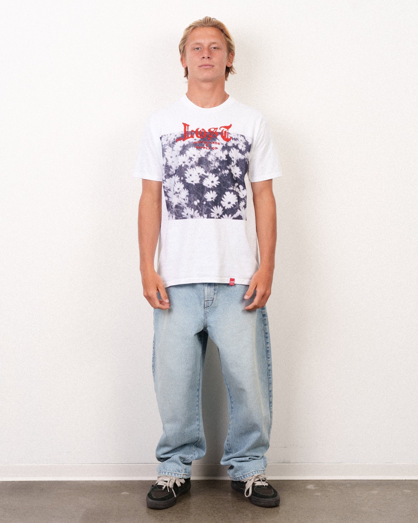 Daisy Days Tee White Enzyme