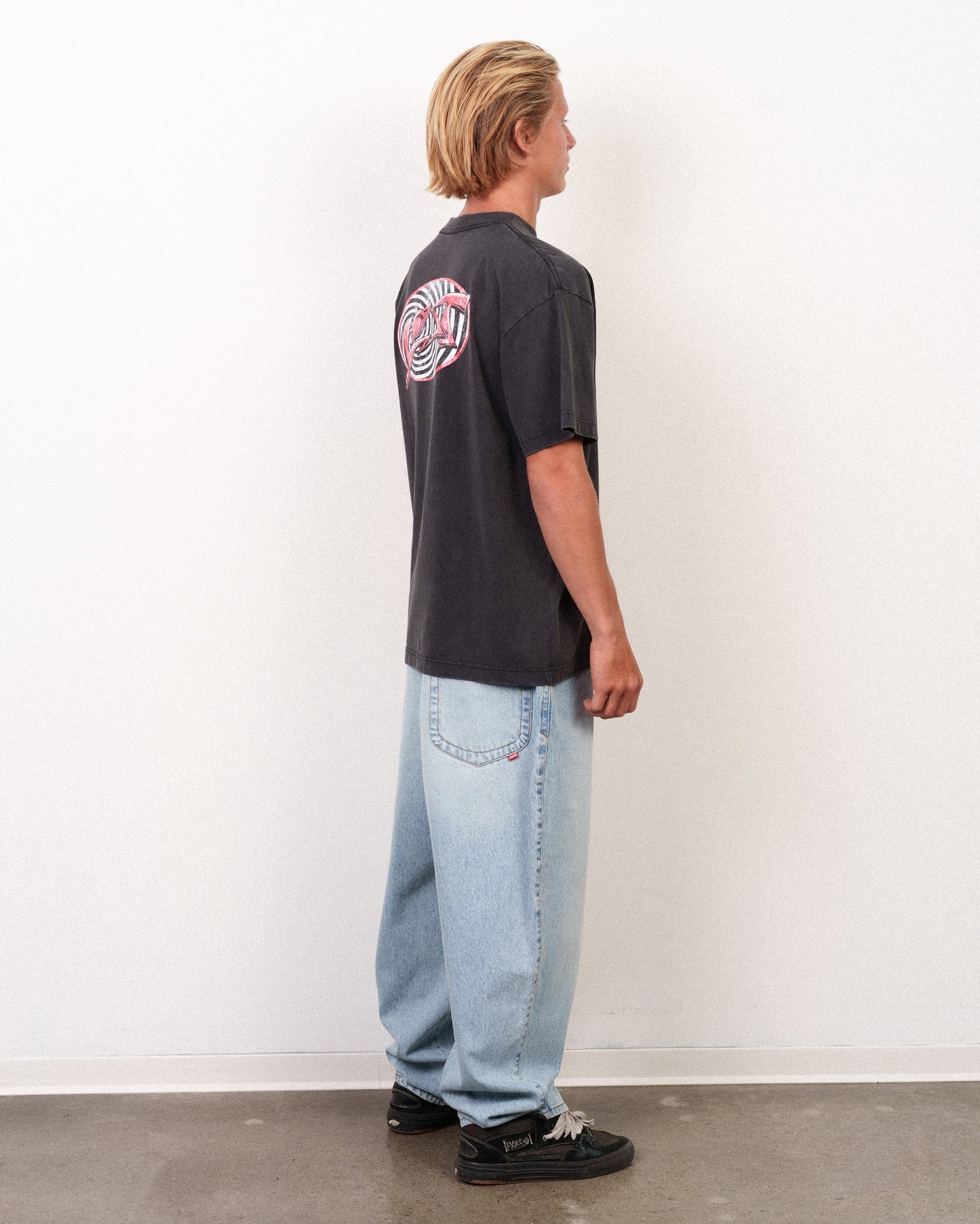 Spiraling Boxy Tee Vintage Black