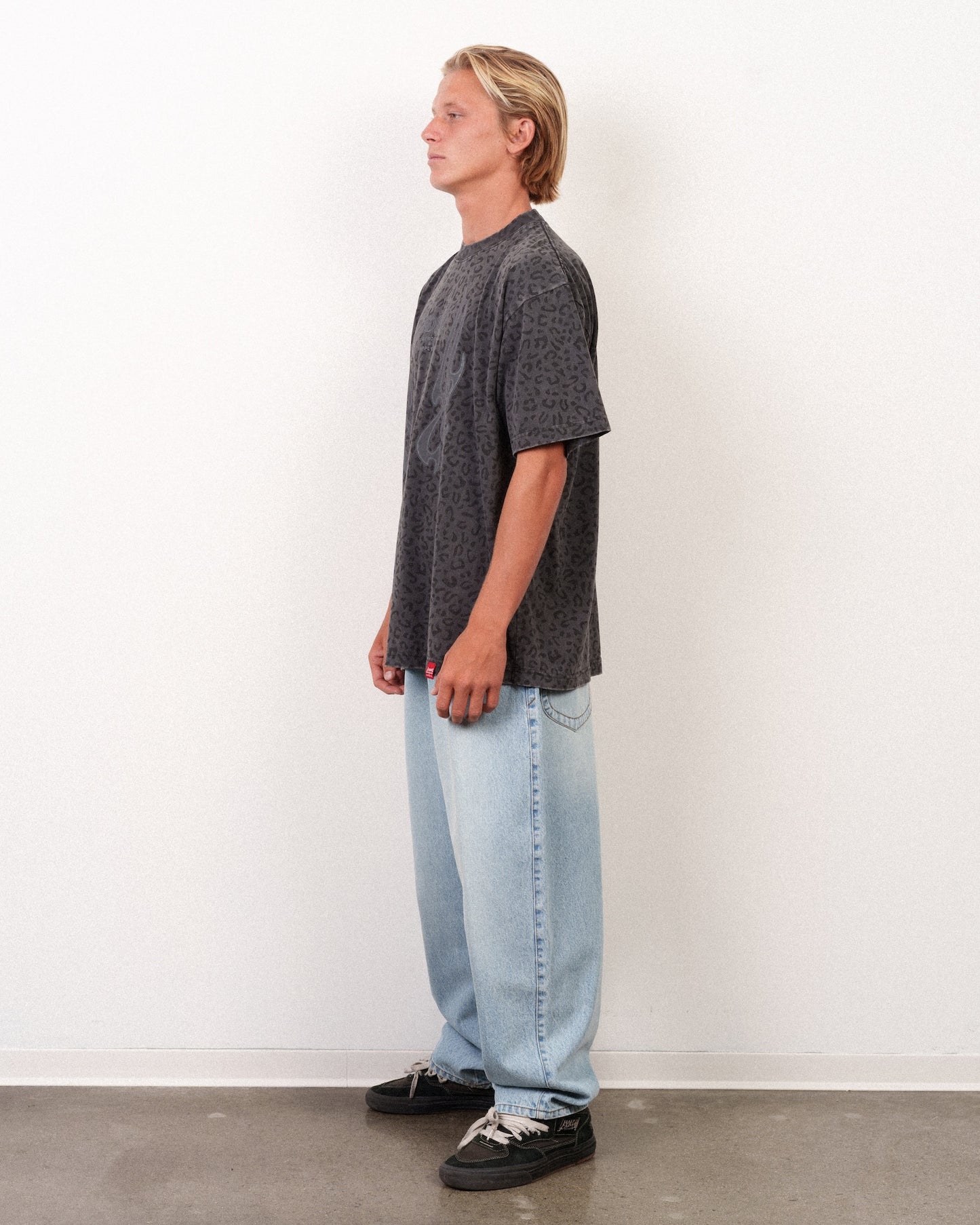 Fang Boxy Tee Vintage Grey Leopard