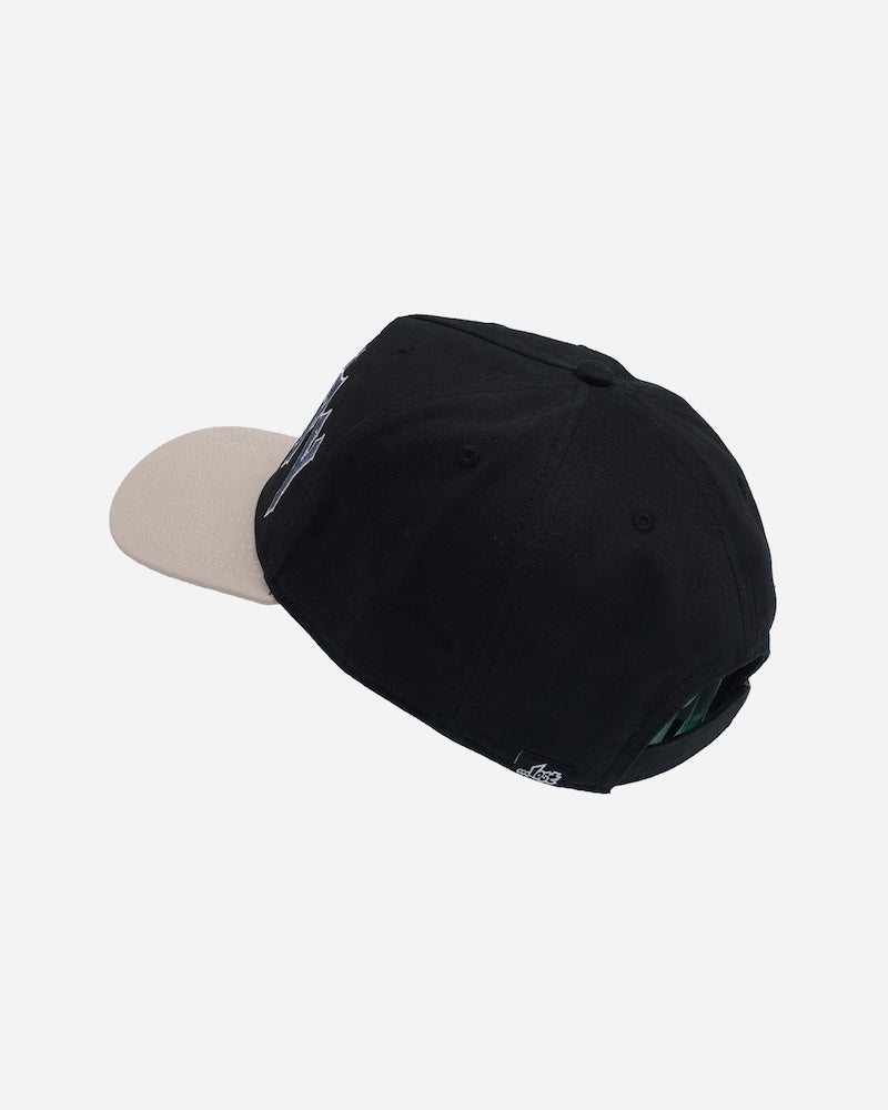 Surf City Strapback Black / Grey