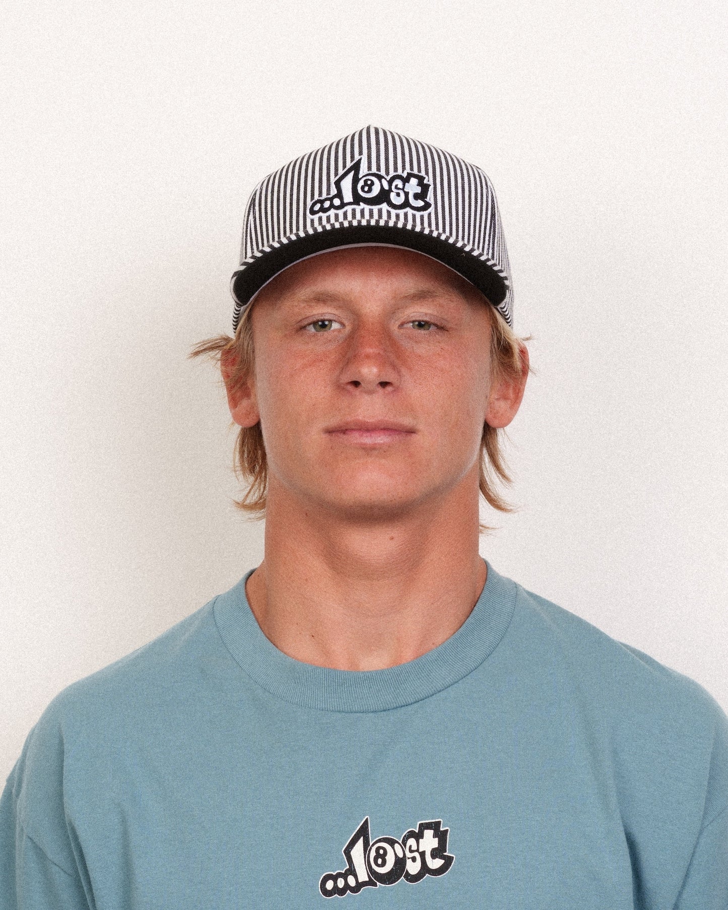 8-Ball Logo Snapback Black