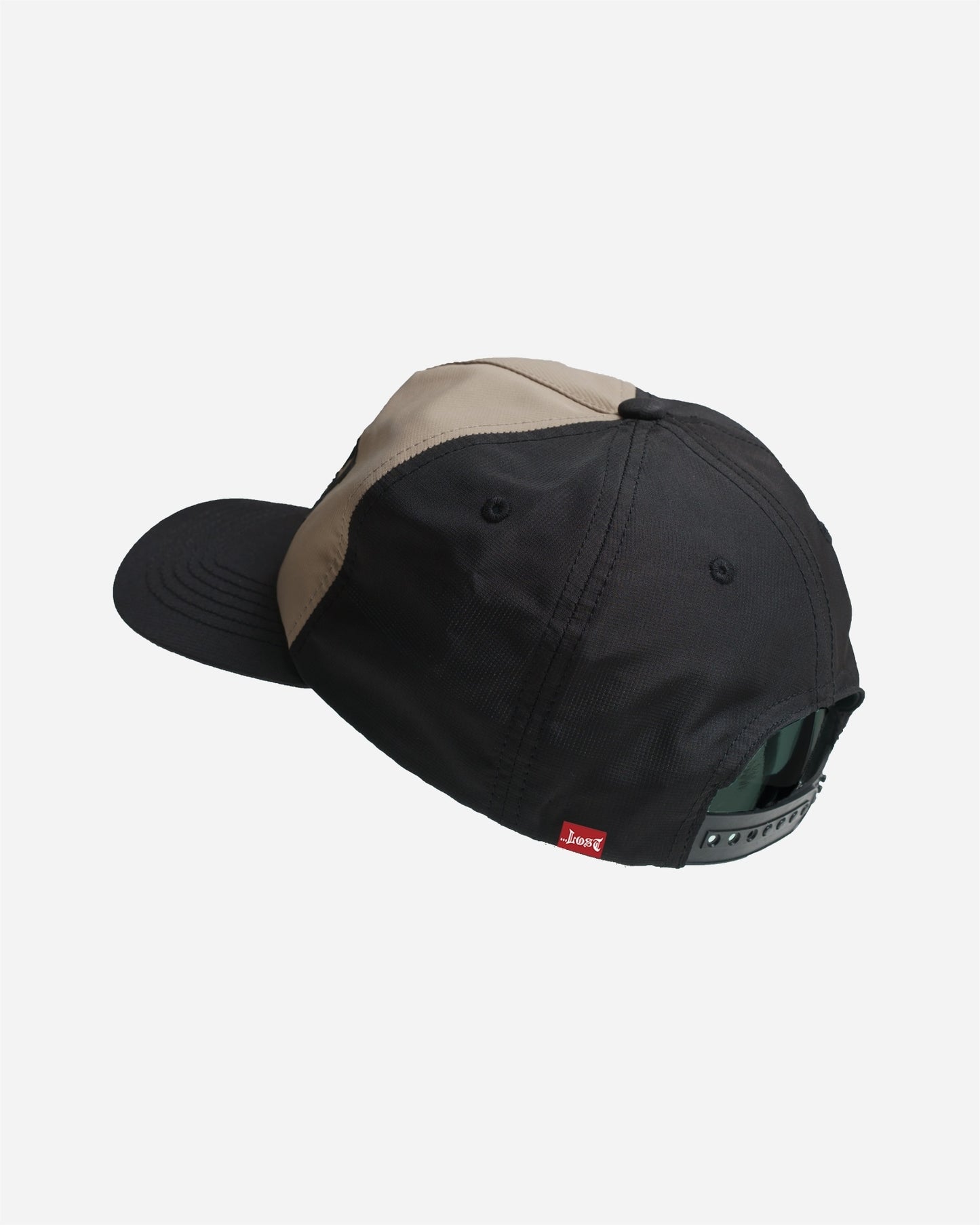 Gnarly Lost Trucker Black / Khaki